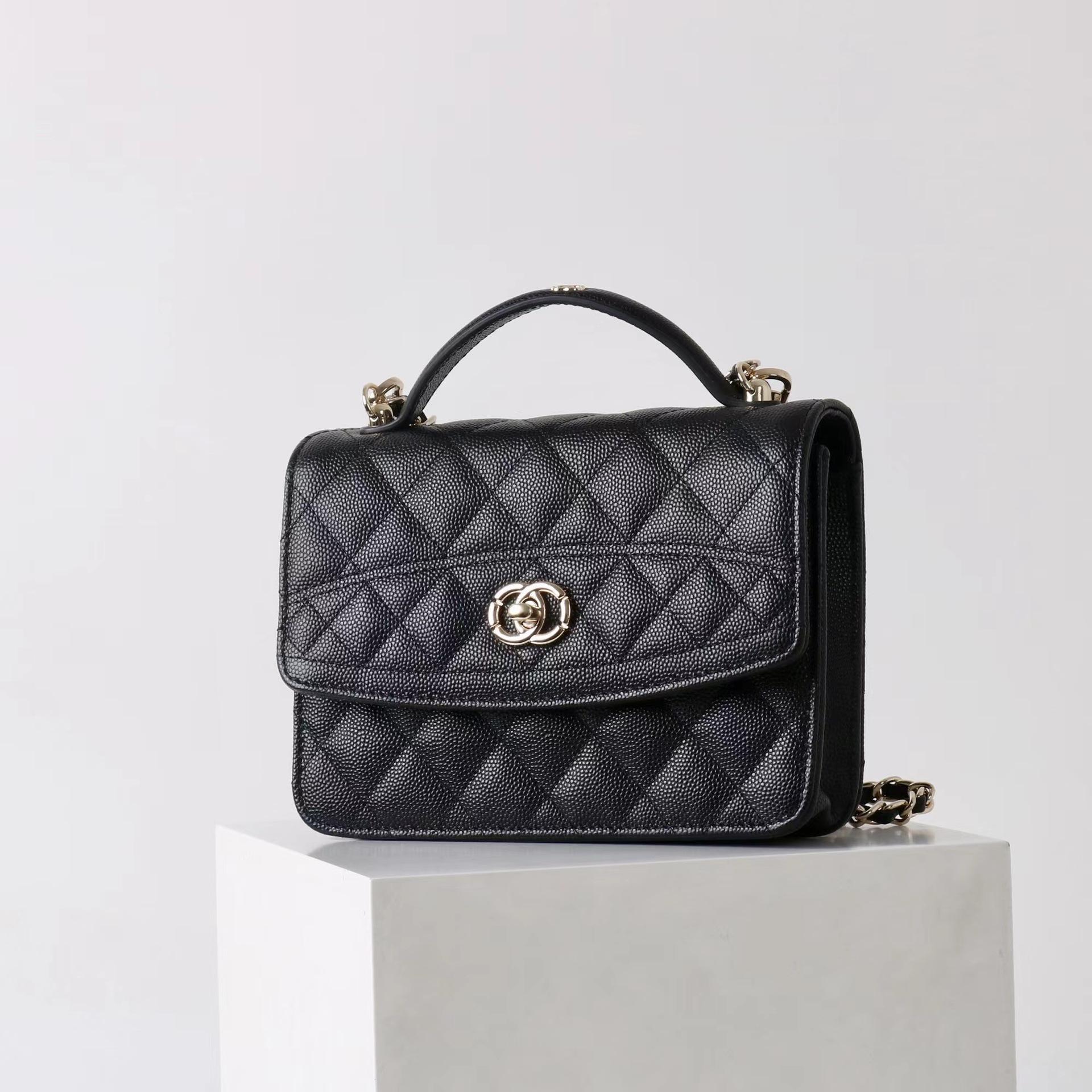 

2025 New Trendy Ball Patterned Cowhide Grid Bag Double Shoulder Chain Women s Single Underarm Versatile Crossbody 18cm чёрный