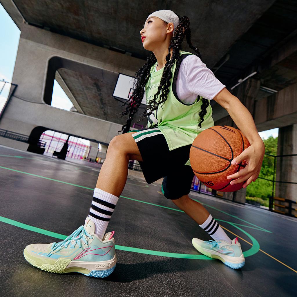 Li Ning Jie Ao Basketball Shoes Men's Mid top Ecru ABFT035-2