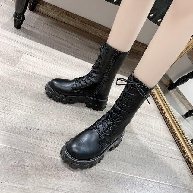 

Осенние и зимние новые ботинки среднего размера, модные ботинки на молнии на шнуровке, Botas Mujer, спортивные ботинки martin на толстой подошве, повседневная женская обувь 40
