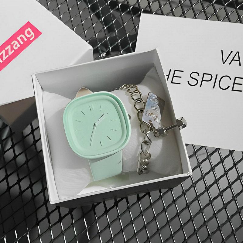 Korean Style Niche Design Simple Fashion Square Watch Women'S Style Versatile Temperament Casual Quartz Watch Women