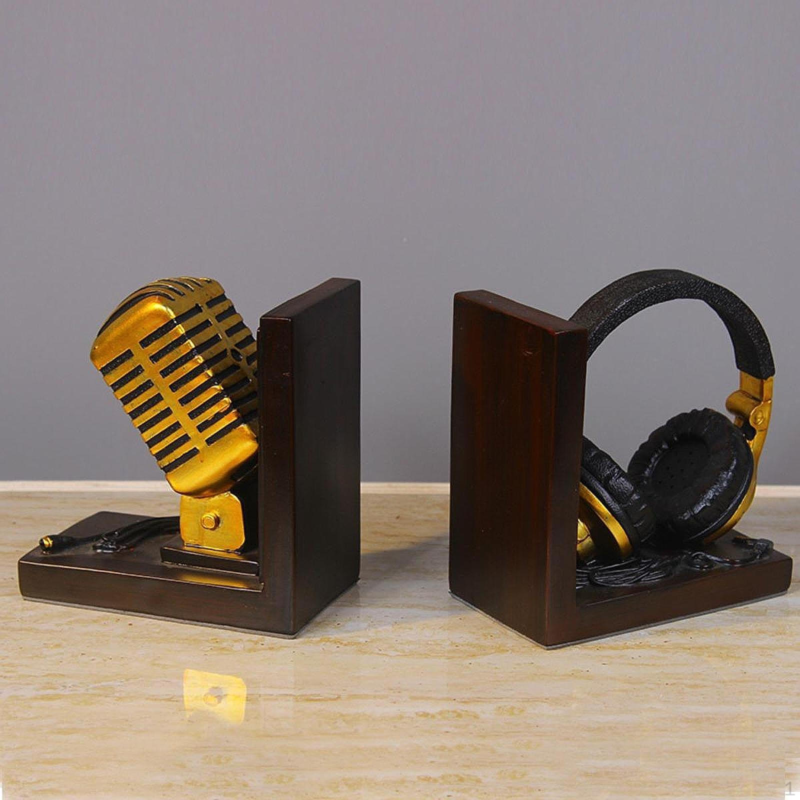 

Decorative Bookends Microphone Headset Shape Retro Unique Book Holder Organizer for Coffee