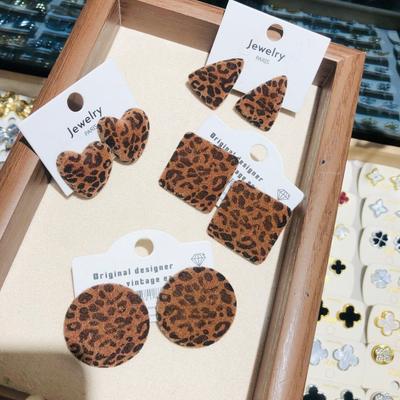 Retro Maillard Leopard Print Flocking Rotund Square Heart-shaped Earrings for Women Fashion Autumn and Winter Geometric Ear Jewelry