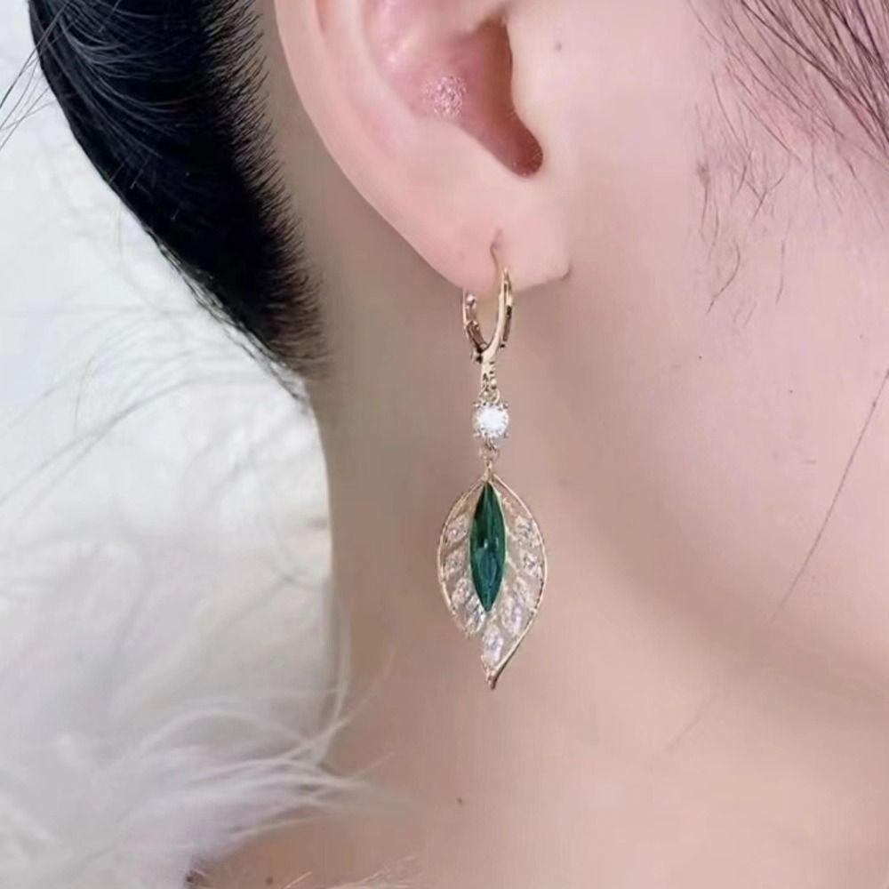 Green Leaf Hoop Earrings Elegant Ear Buckle Stylish Ear Jewelry  Female