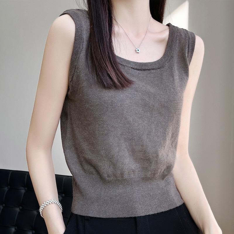 

Women s Slim Fit Knitted Camisole - Lightweight Sleeveless Spring/Summer Layer XXL for 135-150 lbs