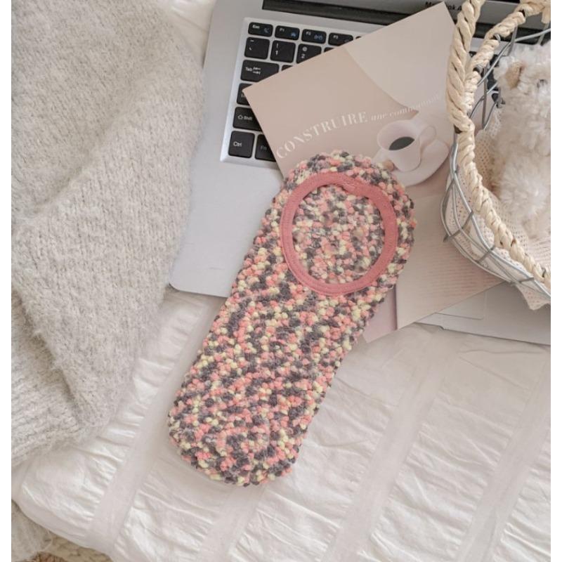 Autumn and Winter Dot-yarn Shallow-mouthed Women's Socks, Anti-slip, Thickened and Warm Home Yoga Socks, Large-sized Floor Socks