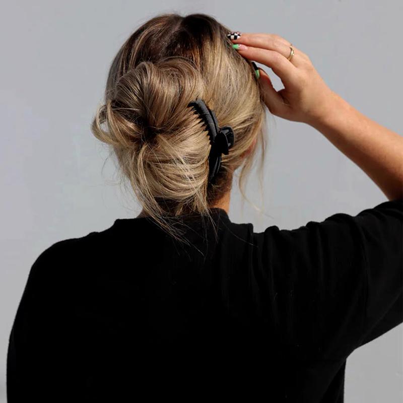 Simple Large Hair Claw Clips Plastic Hair Clips Matte Color Shark Clips Women Hair Accessories Daily Headwear