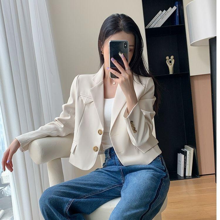 Chic and Slim-Fit Small Suit Jacket for Women, Perfect for Spring and Autumn