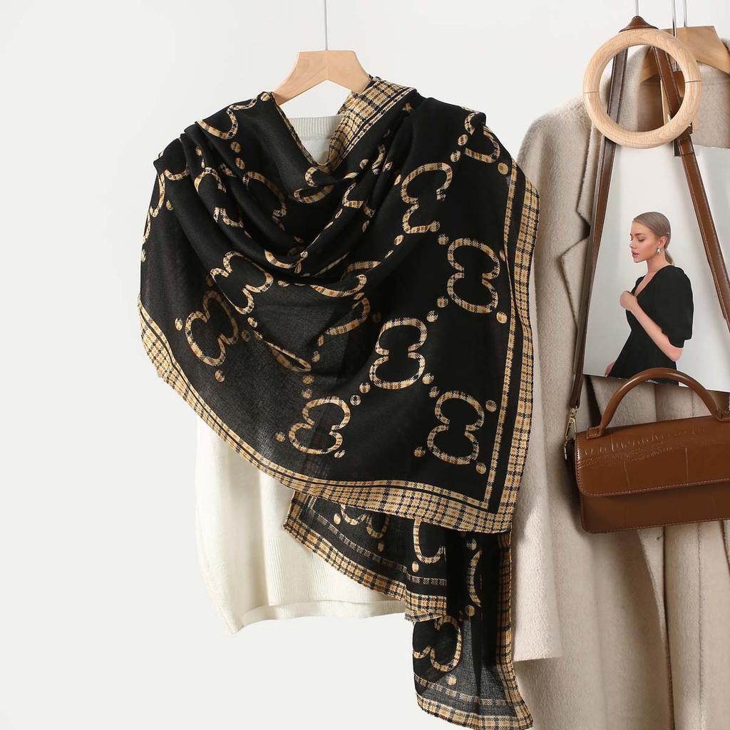 2025 New Cotton and Linen Feel Simple Color Matching Scarf Korean Version Fashion Foreign Style Travel Sunscreen Yarn