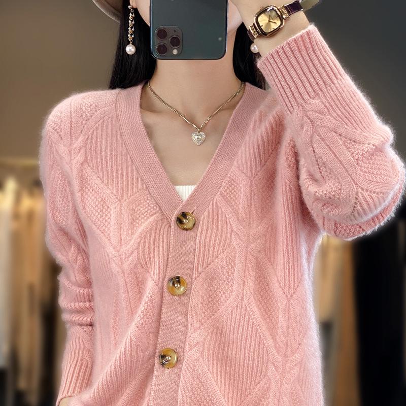 Women's Diamond Knit Wool Cardigan - Thick, Casual, Cable Knit Sweater for Autumn/Winter 2023, Loose-Fit and Versatile.