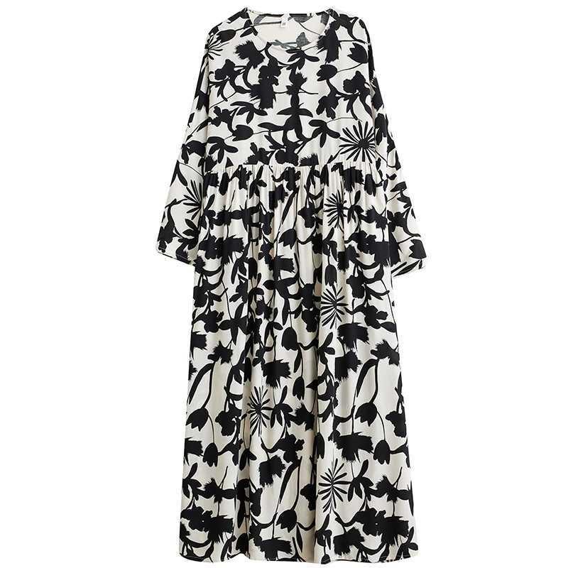 Round Neck Long Sleeve Loose Literary Vacation Style Dress
