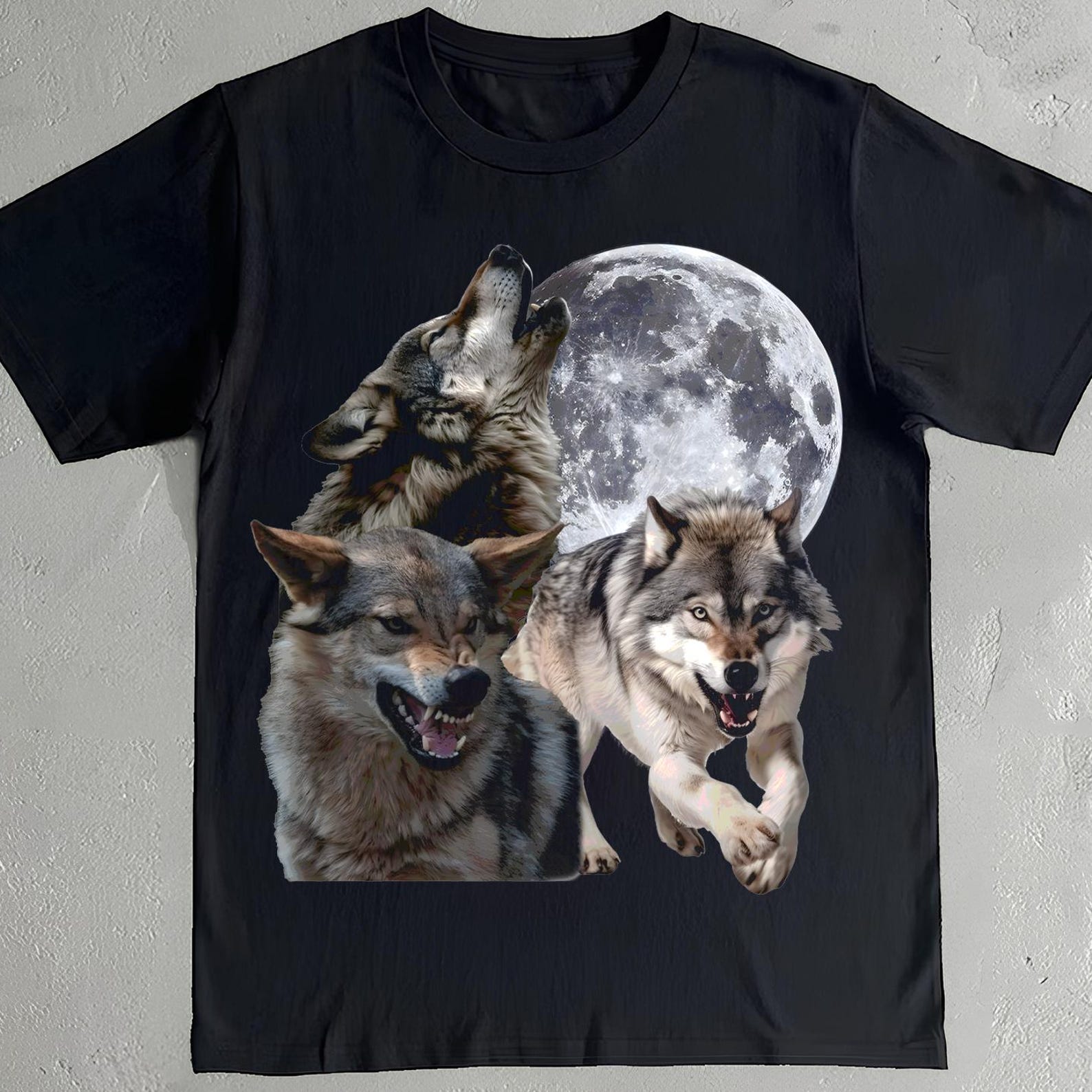 Vintage Howling Wolves T-Shirt: Three Wolf Moon Graphic Tee L