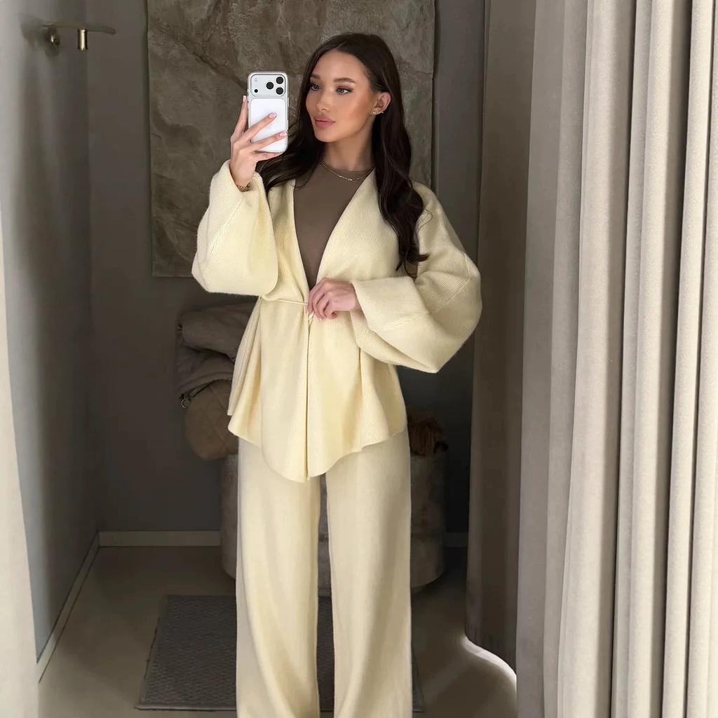 Cardigan sweater women's coat autumn and winter new loose small women's long knitted top set