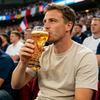 2 Pièces Verre à Bière Troisième de Football, Verre de Célébration de Football pour le Jour de Match, Capacité 500ml Vaisselle de Fête de Football pour Fêtes BBQ Bar Maison