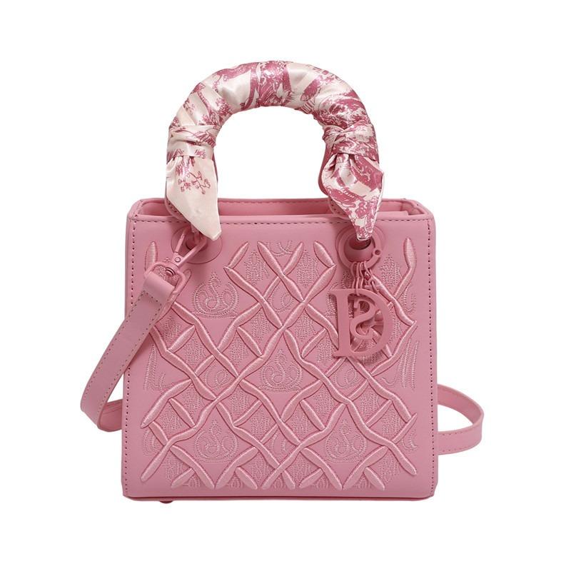 Heavy Industry Embroidery Versatile Princess Diana Bag New Fashion Silk Scarf Handbag Women's High-end Single Shoulder Messenger Bag