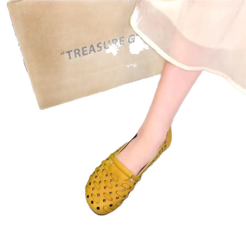 2025 summer new hollow hole shoes beef tendon soft sole one pedal casual breathable mother shoes flat single shoes women