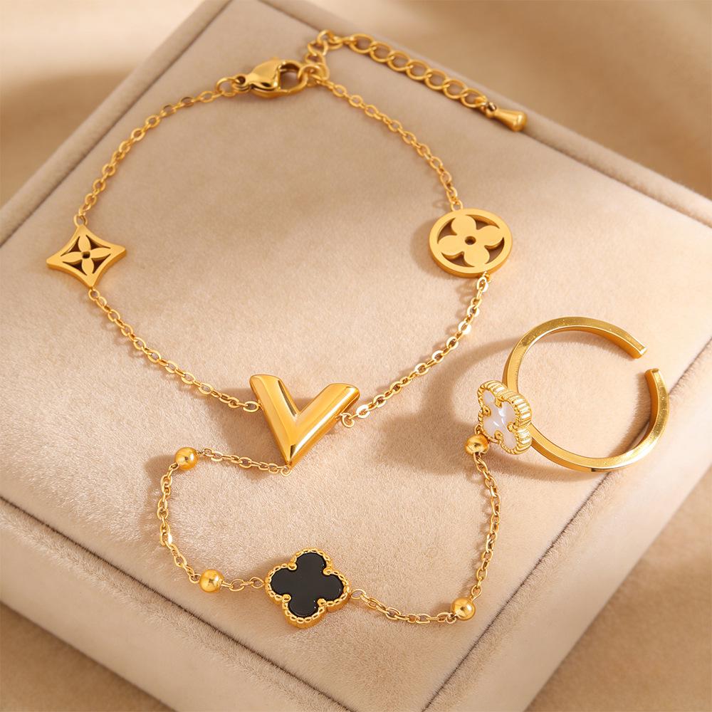 Korean Fashion Titanium Steel Diamond Inlaid Women's Luxury Bracelet