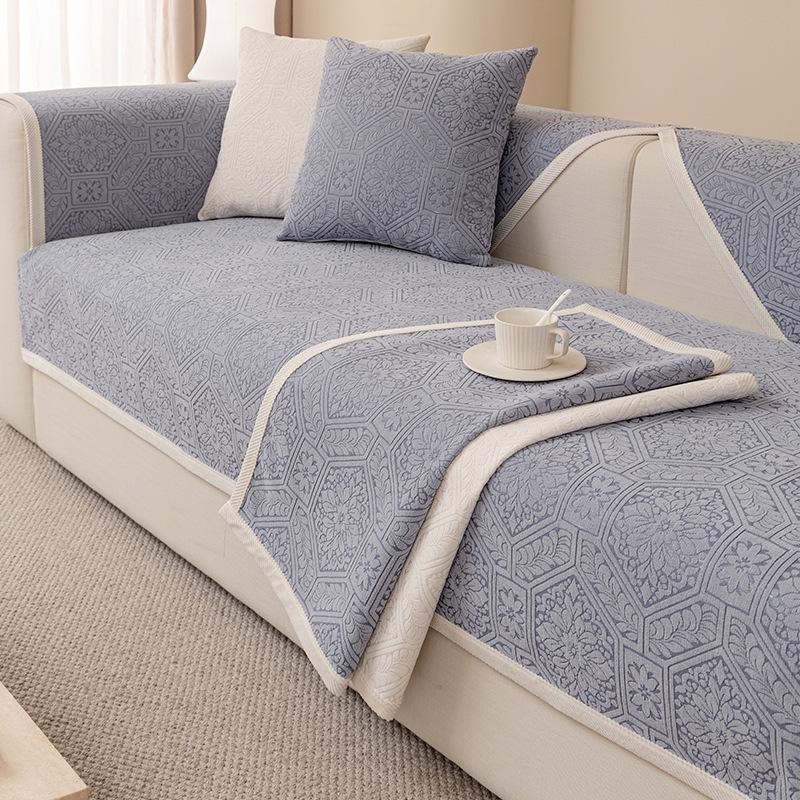 Luxury Chenille Sofa Cushion Modern Simple Non -Slip Sofa Cover Four Seasons Universal Sofa Cover Towel .