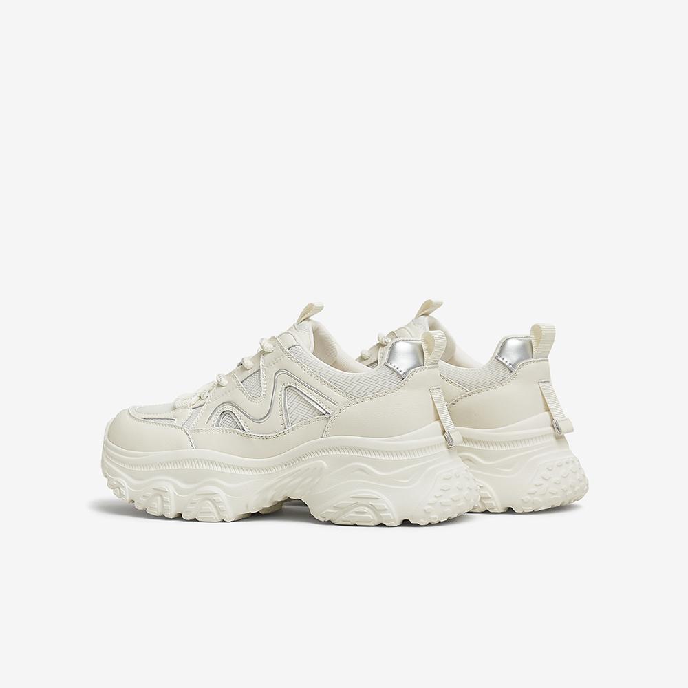 Women’s Chunky Platform Casual Sneakers – Off-White Height Increasing Dad Shoes with Wavy Outsole and Silver Accents