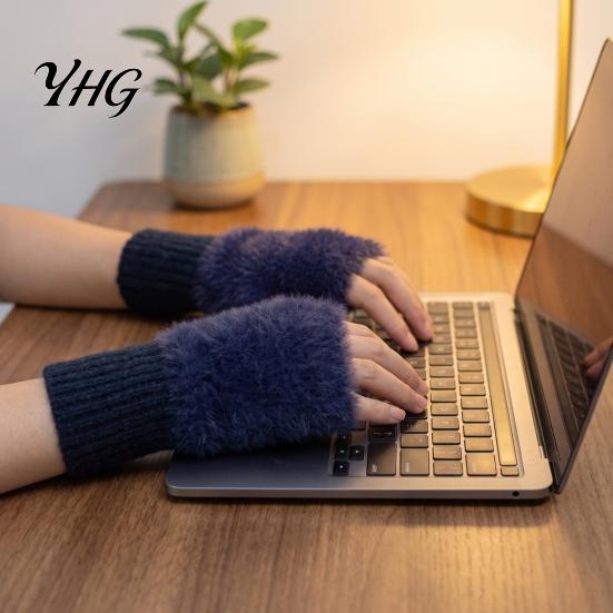 Winter Warm Fleece Lined Mittens 1 Pair Fingerless Gloves, Half Finger Mittens, Ladies Gloves Soft Fuzzy Thermal for Driving Writing Typing Flip Top