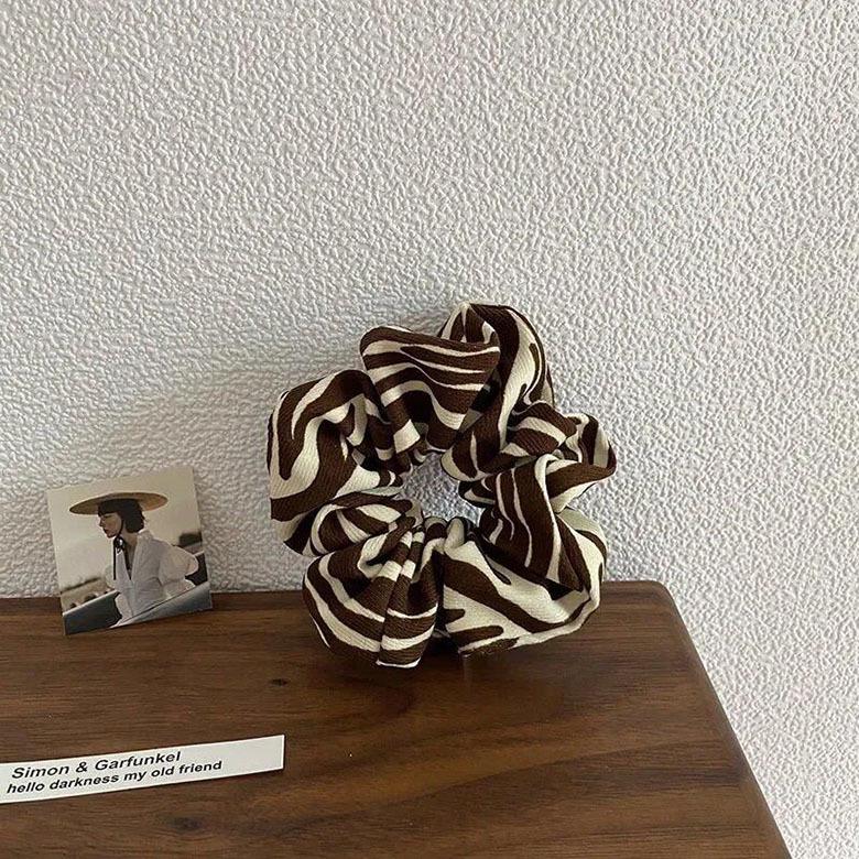 Koreanisches Retro-Haargummi mit Leopardenmuster: Schickes und schlichtes Haarband im französischen Stil für Damen