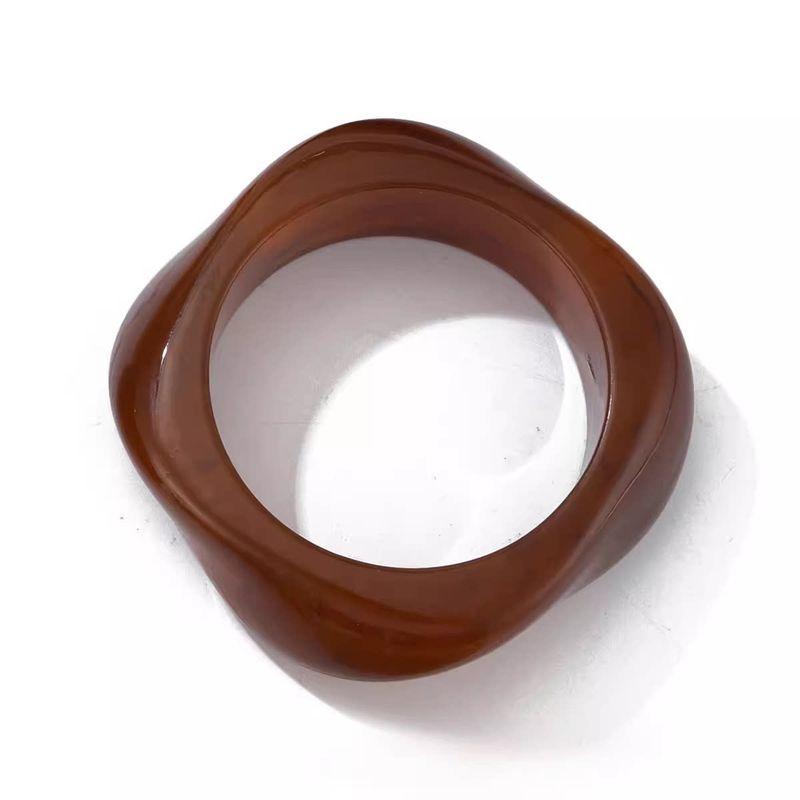 

Irregular Acrylic Bracelet for Women, European and American Style, 2026 Spring New Trendy Personality Influencer Travel Vacation Accessory Dark Curry