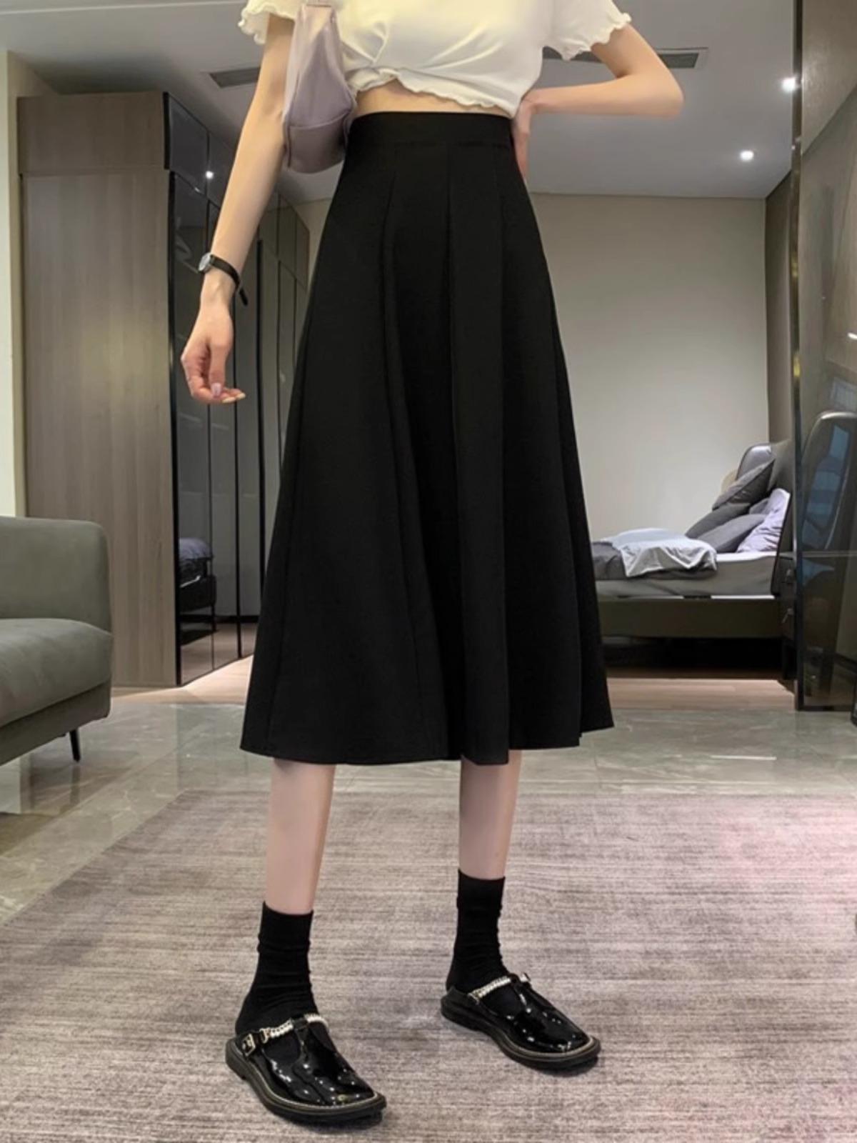

2024 Plus Size High Waist A-Line Midi Skirt in Black for Pear Shape L