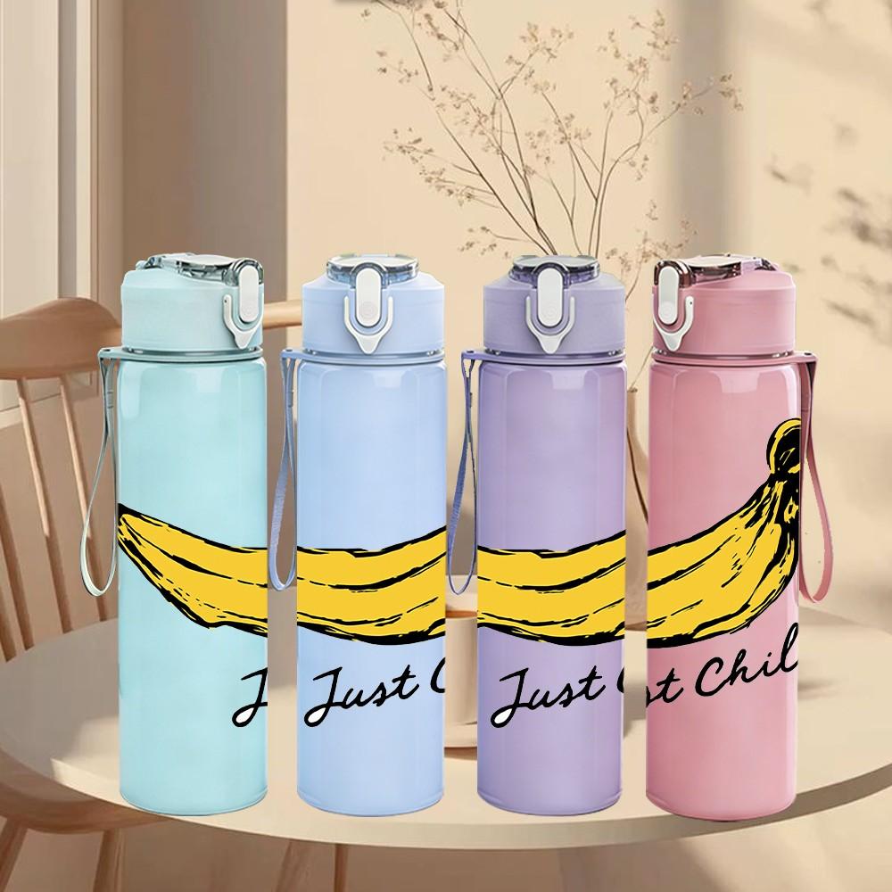 1PC Just Chill Banana Fruit Pattern 750ml Color Plastic Sports Water Bottle Leakproof Flip Straw Lid Suitable for Sports Office Home Use