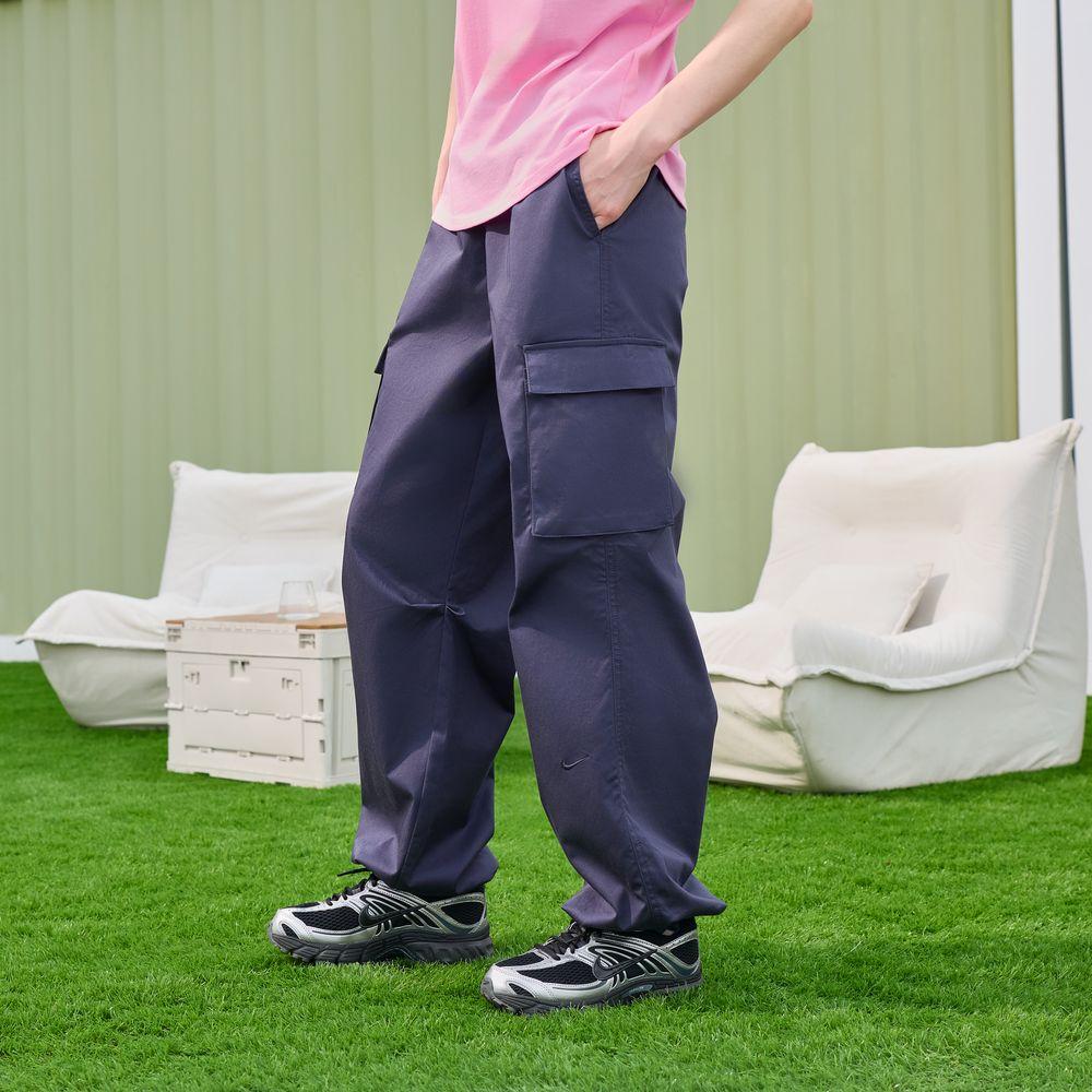 Nike Sportswear Cargo Pants Women s Iron Frame Black Moderate S