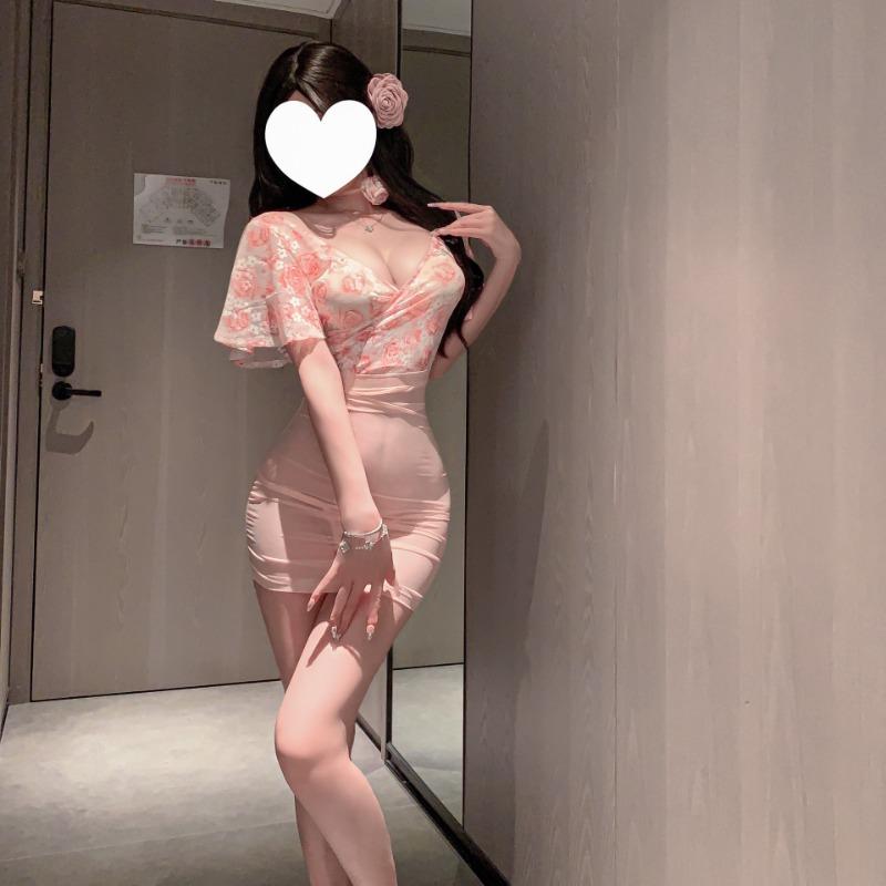 Sex Underwear Pure Desire Wind Nightdress Halter Hip Skirt Nightclub Floral Sexy Temptation Deep Uniform Suit Perspective