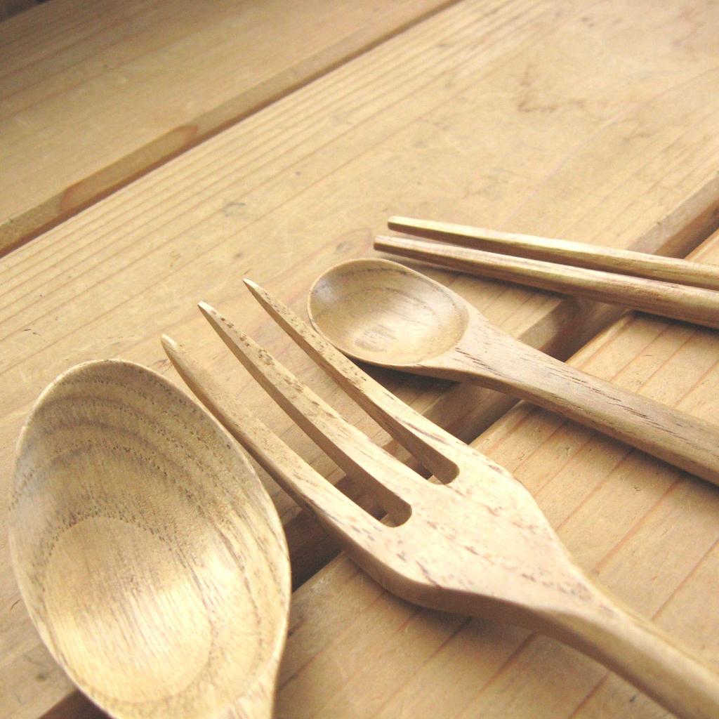 Nagao Chestnut Wood Dinner Cutlery Set and Chopsticks (4 Pieces) Spoon, Fork,