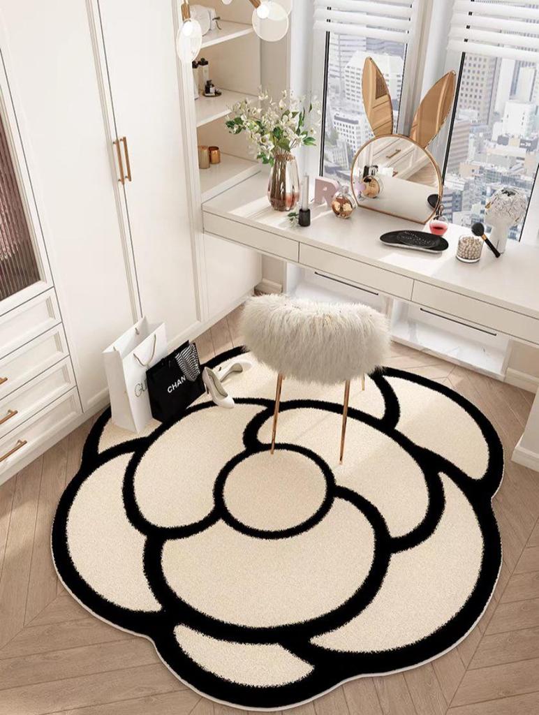Retro Luxury Camellia Faux Cashmere Carpet for Living Room or Bedroom - Irregular Shape, Skin-Friendly Floor Mat