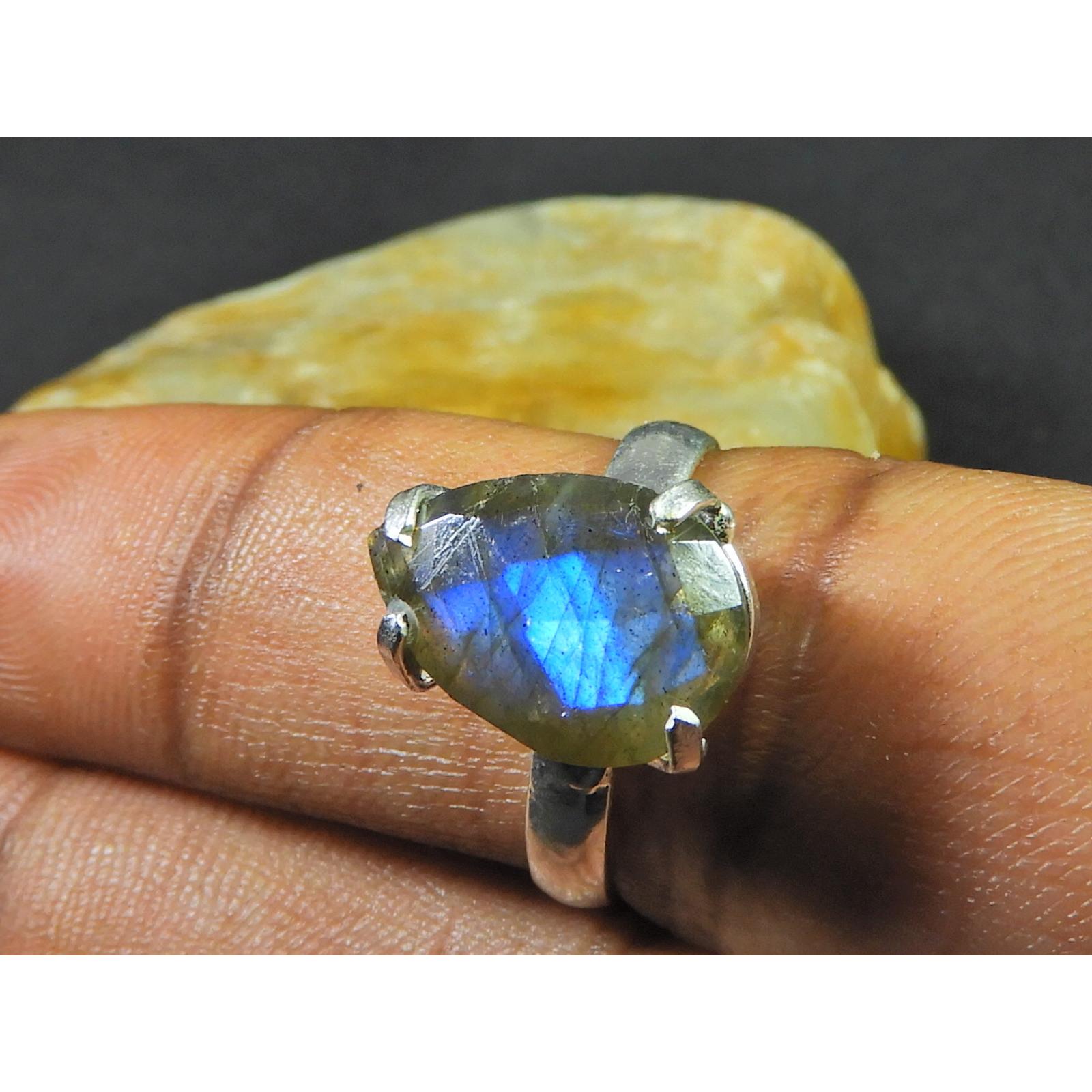 

Natural Labradorite 925 Sterling Silver Pear Handmade Vintage Ring US-7.5 MK-76