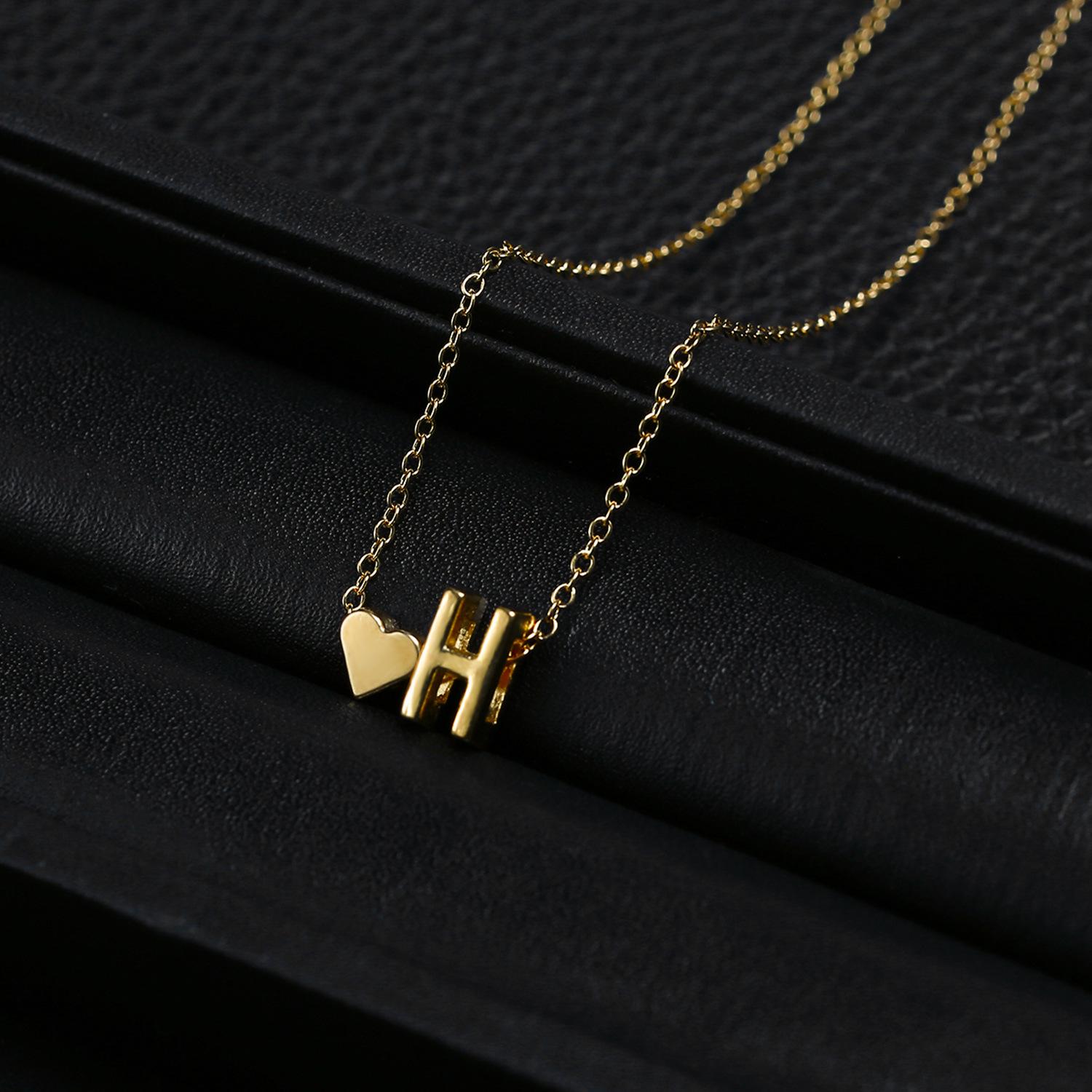 

Модное ожерелье с подвеской в виде алфавита в форме сердца