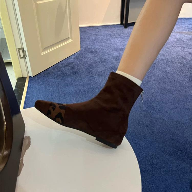 Women's Square-Toe Soft-Sole Ankle Boots 2025 - Fashionable, Slim, Niche Design for Autumn/Winter Trending Martin Style.