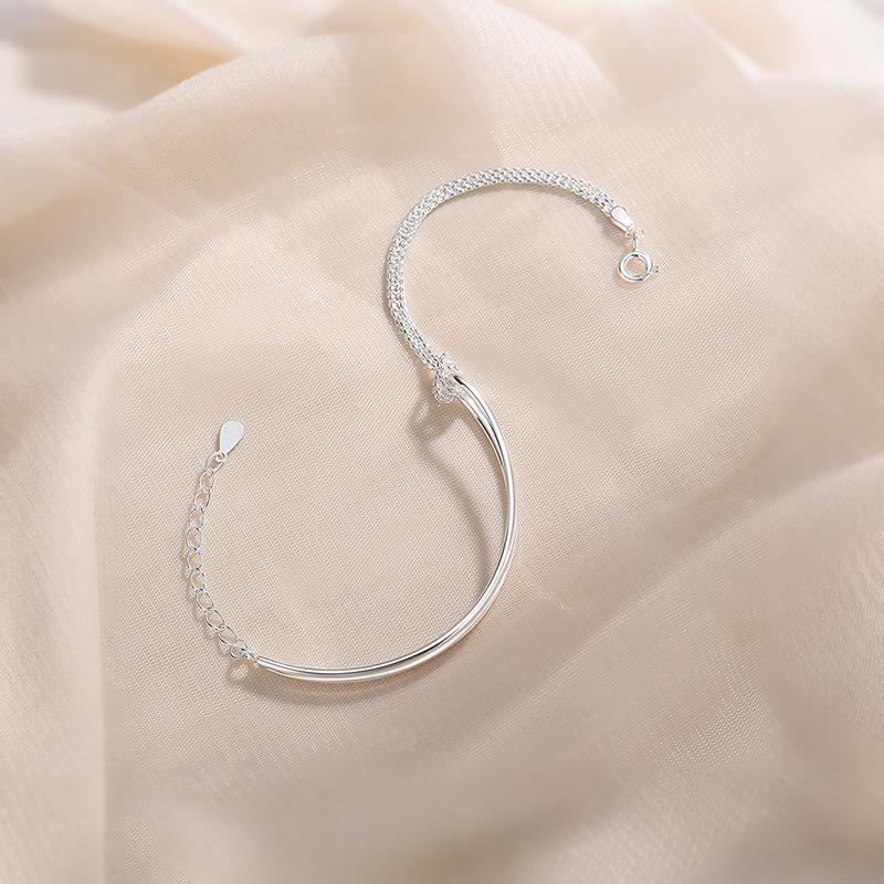 Women's Double-Layer Asymmetrical Knotted Bracelet - Exquisite, Niche Design, Light Luxury, Lucky Summer Accessory