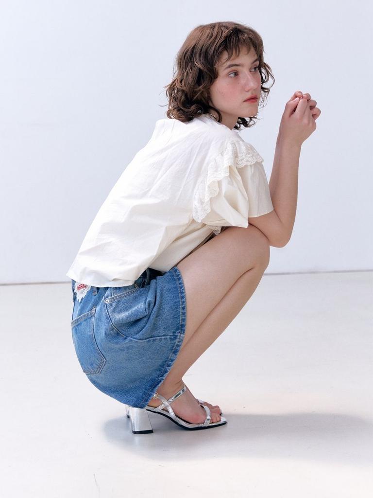 FABRICSEOUL Pintuck Denim A-Line Shorts_Dark Blue