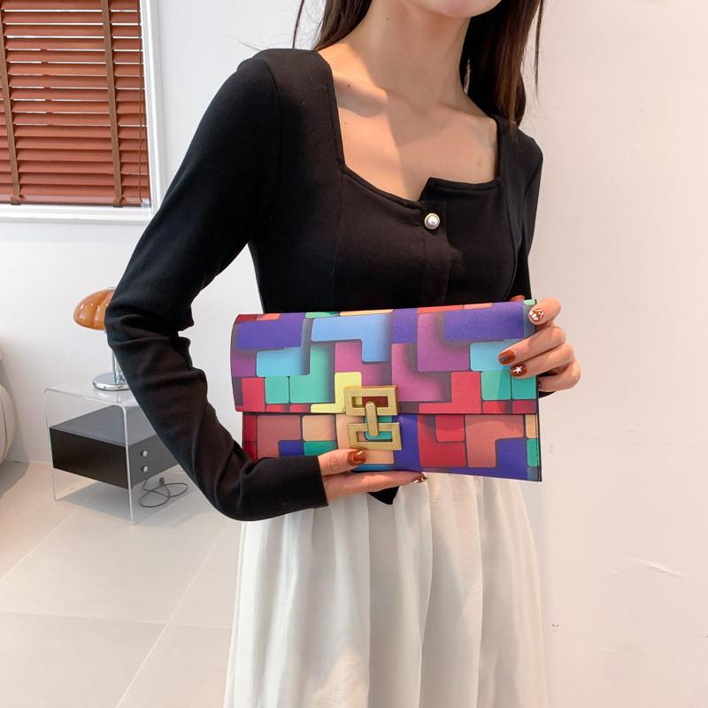 Stylish Colorful Envelope Bag For Women Fashionable Pu Handbag Trendy Mobile Pouch