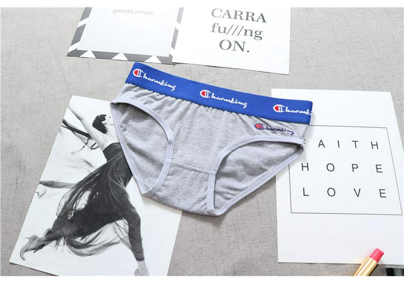 Women's Pure Cotton Breathable Antibacterial Triangle Briefs with Wide Waistband, Boyshorts, and Trendy Letter Design.
