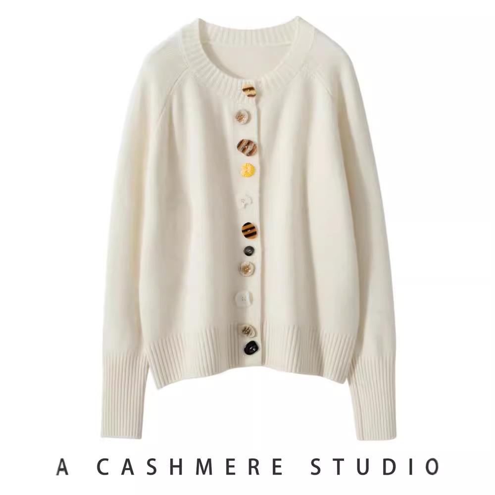 

European Style Women s Cashmere Cardigan: Solid Color Knitted Short Sweater for Autumn/Winter M чорний