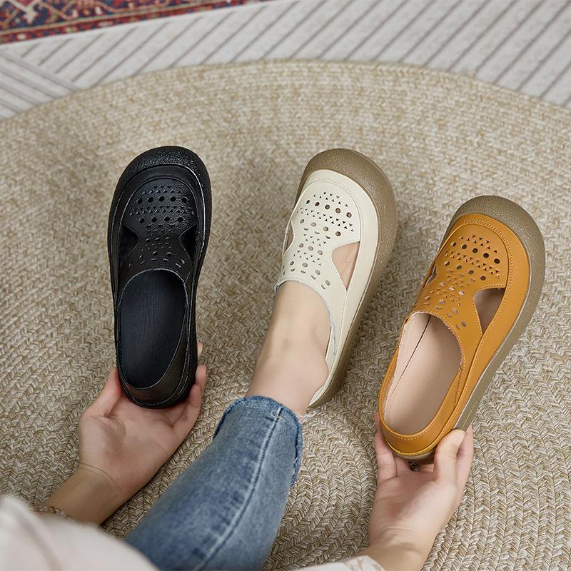 Fashion Cowhide Soft-soled Leather Mother Shoes, Middle-aged and Elderly Hollow Breathable Sandals, Anti-slip Women's Flat Shoes