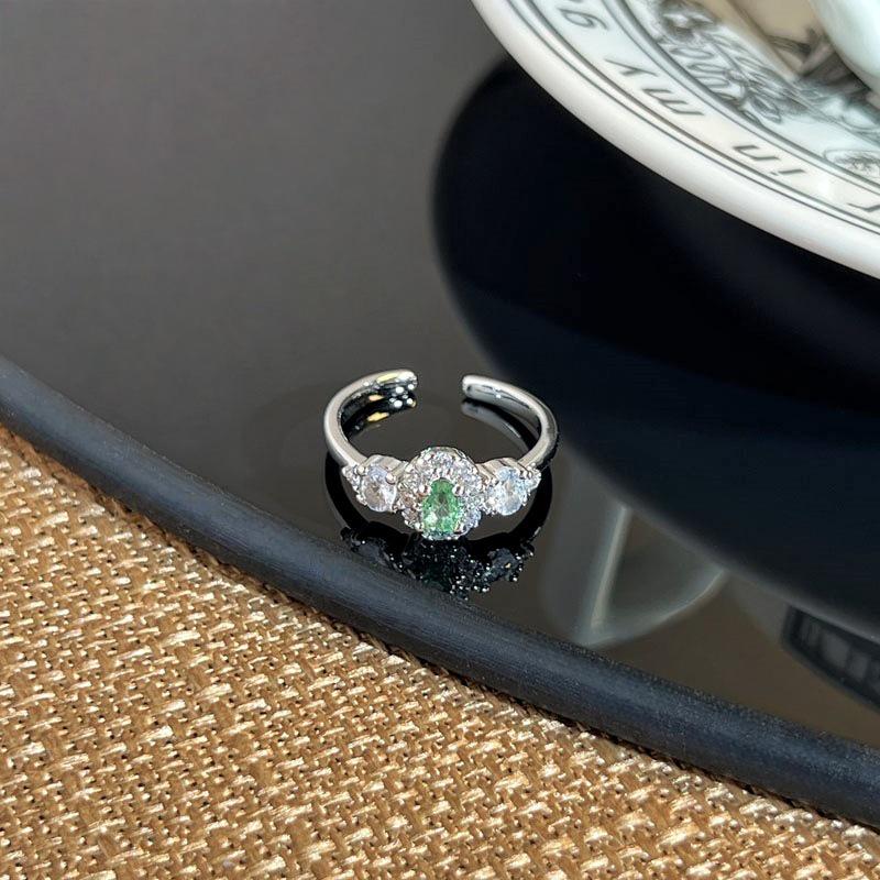Niche Zircon Four-Leaf Clover Pink-Green Ring: Light Luxury Trendy Women's Finger Ring