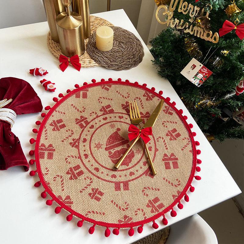 Christmas Retro Jute Placemat Round Printed Woven Dining Table Mat with Wool Ball Heat-Resistant Home Decorative Coffee Cup Mats