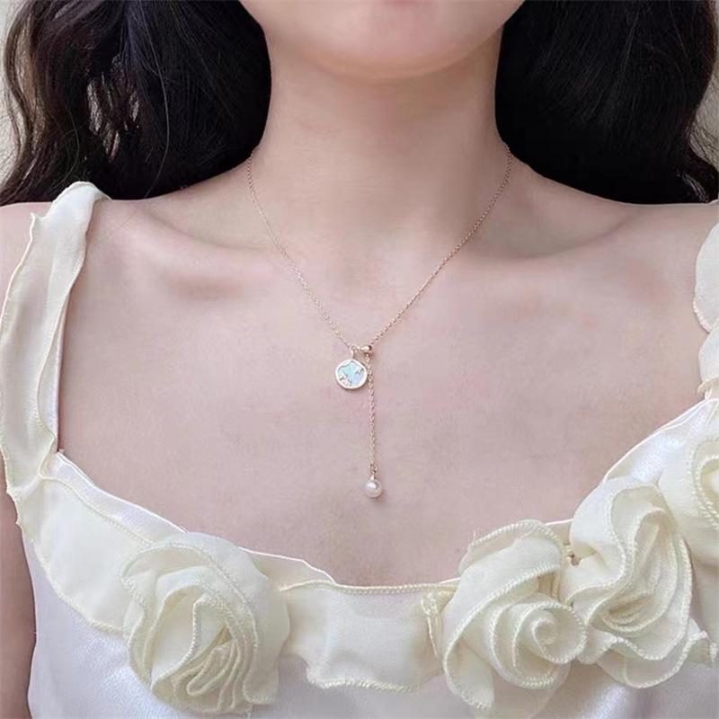 High-End Mother-of-Pearl Star Clavicle Necklace for Women - Trendy Cold Style