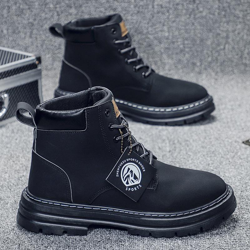 Men's High Top Boots Are Fashionable and Versatile Easy To Match with Men's Camping Shoes and Men's Outdoor Travel Shoes
