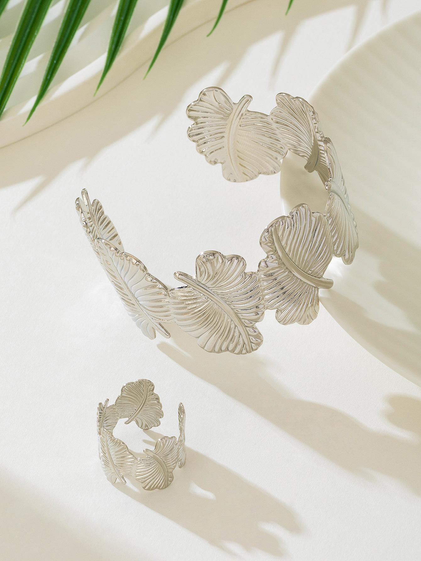 Retro Leaf Design Bracelet & Ring Set - Women’s Versatile High-End Accessory