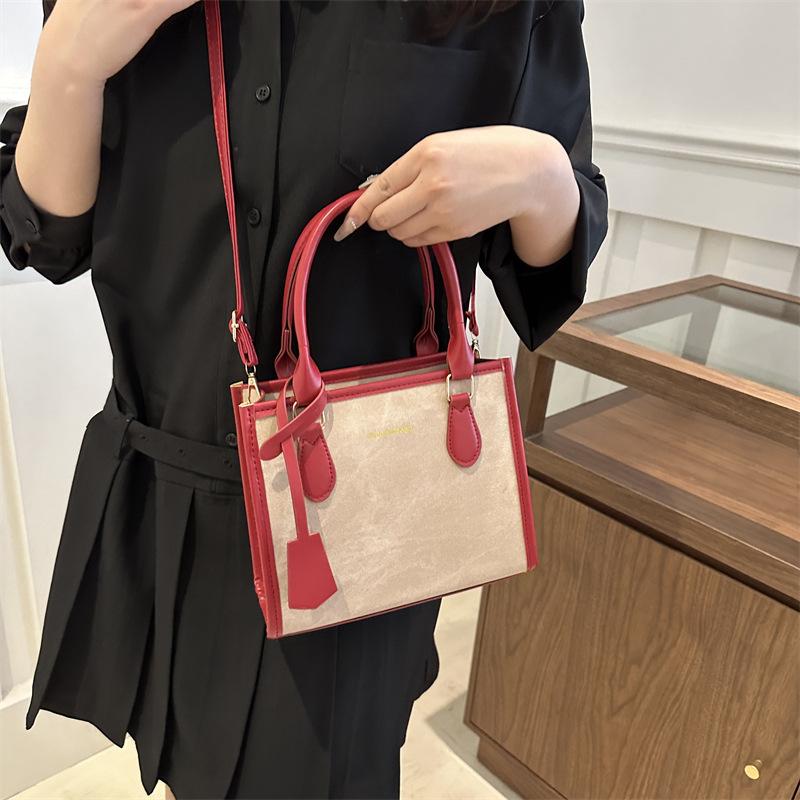 Fashionable Texture Commuter Tote Bag Shoulder Women's Bag New Trendy Summer Crossbody Bag Handheld Class Bag