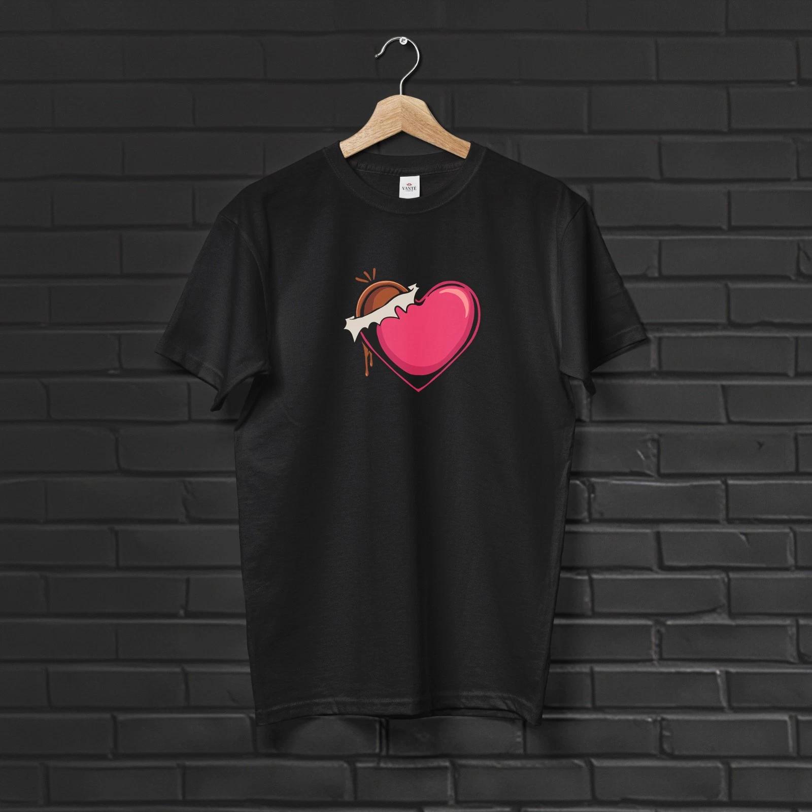 

Anime Chocolate Heart Casual T-Shirt, Valentine s Day Tee Gift for Couple 2XL
