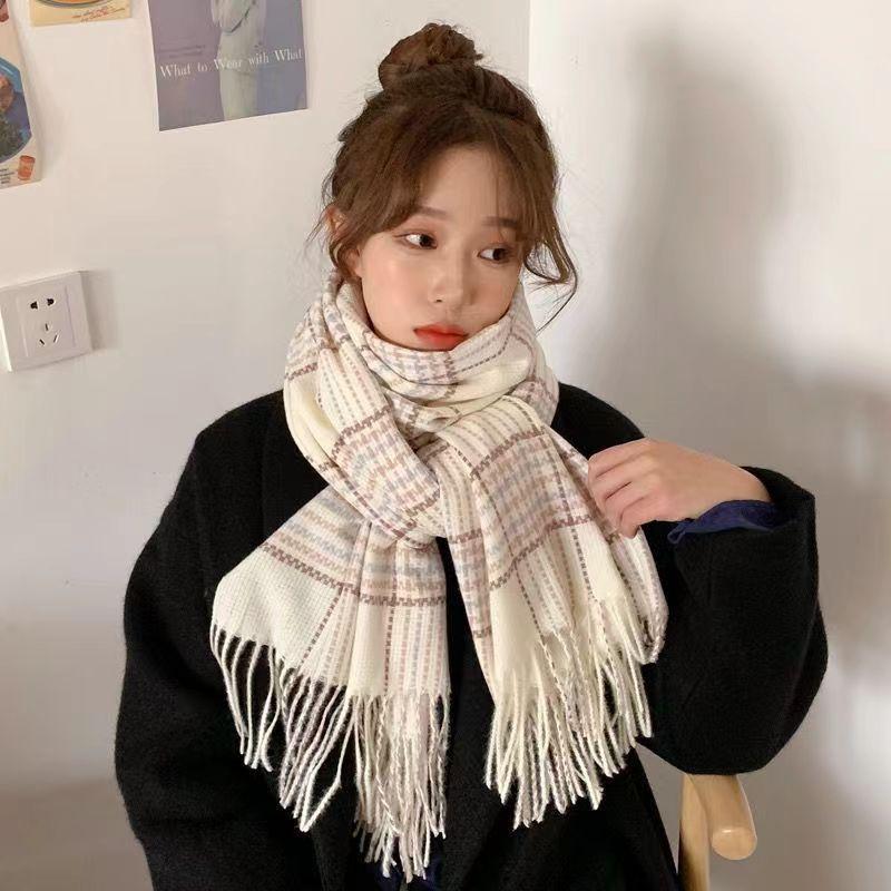 

Зимний новый высококачественный универсальный кисточкой приятный для кожи студенческий теплый толстый ретро-модный шарф для девочек 180*50cm
