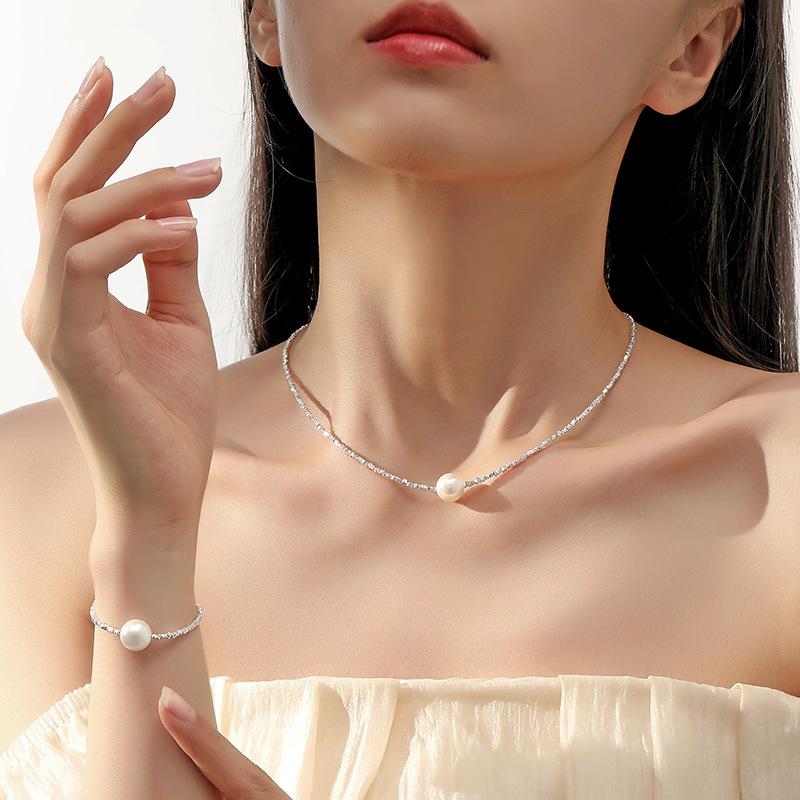 S925 Sterling Silver Round Imitation Pearl Necklace - Women's Trendy French Clavicle Chain