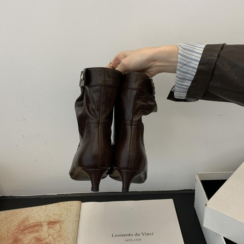 Light luxury niche retro 2025 autumn and winter new women's shoes women's boots foreign trade top leather boots simple western boots